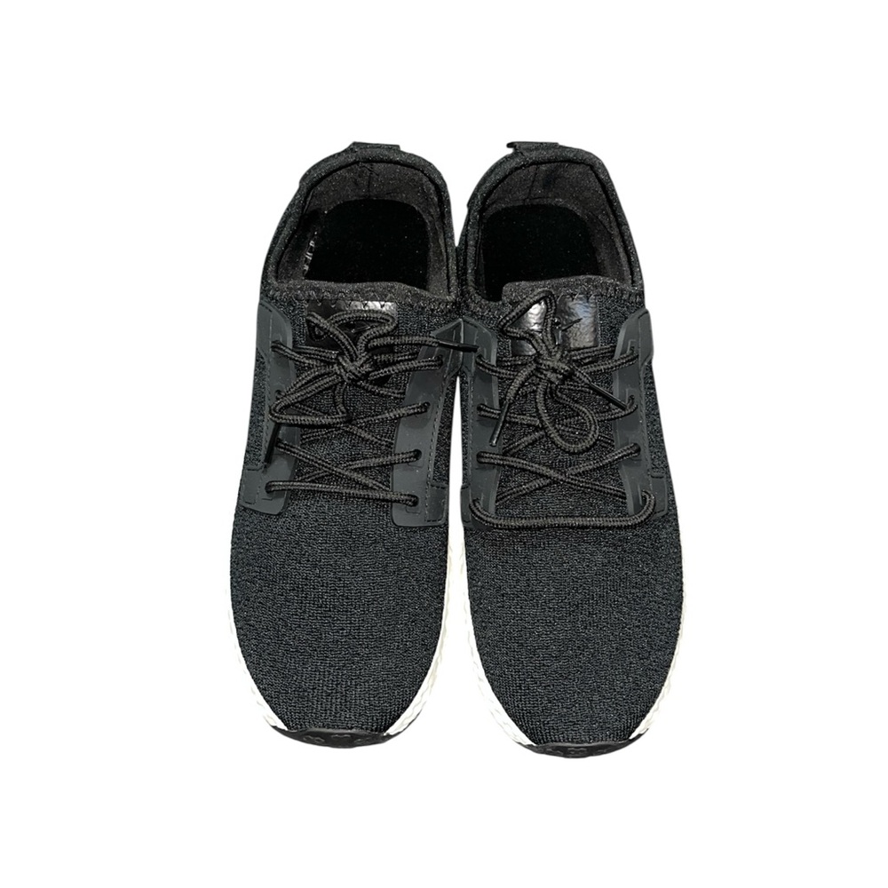 Danskin•Black & White Sneakers